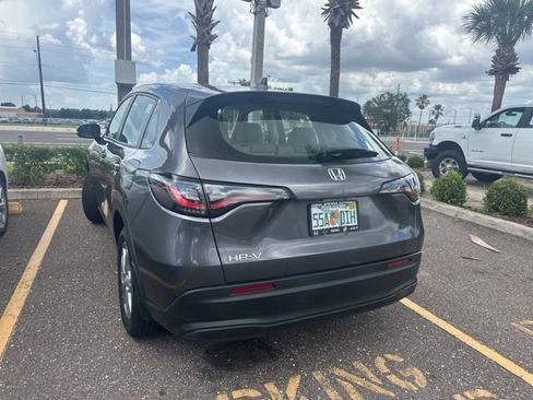 Used 2024 Honda HR-V LX image 9