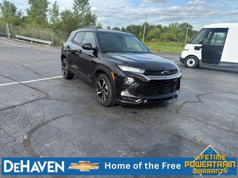 Used 2021 Chevrolet TrailBlazer RS w/ Convenience Package FWD image 8