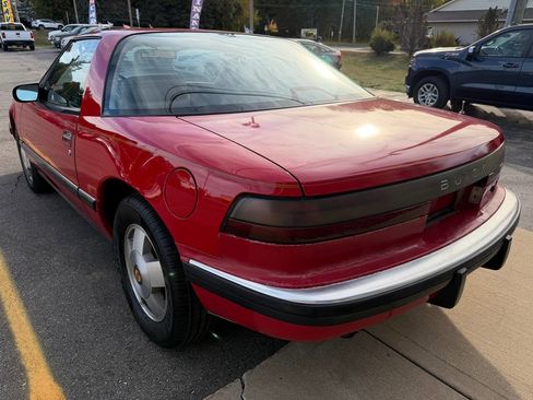 Used 1988 Buick Reatta Coupe image 5