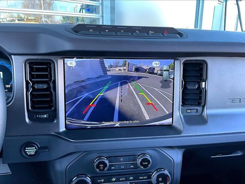 Used 2025 Ford Bronco Badlands w/ Sasquatch Package image 26