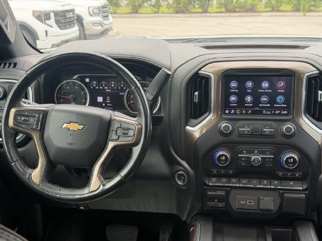 Used 2023 Chevrolet Silverado 3500 High Country w/ Snow Plow Prep/Camper Package AWD/4WD image 26