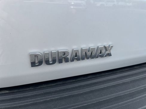 Used 2023 Chevrolet Suburban RST w/ Luxury Package AWD/4WD image 33