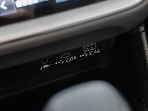 Used 2024 Subaru Crosstrek 2.0i Premium AWD/4WD image 28