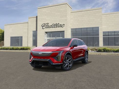 New 2026 Cadillac Optiq Luxury 1 image 8