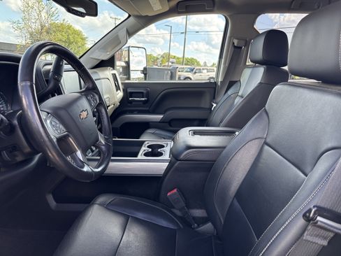 Used 2018 Chevrolet Silverado 2500 LTZ w/ Duramax Plus Package image 16