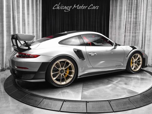 Used 2019 Porsche 911 GT2 RS image 5