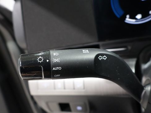 Used 2024 Hyundai Kona SEL image 34