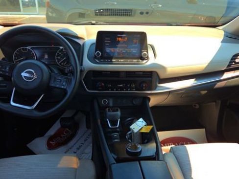 Used 2023 Nissan Rogue SV AWD/4WD image 15
