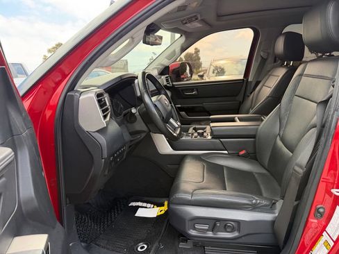 Used 2022 Toyota Tundra Limited AWD/4WD image 10