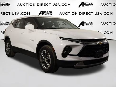 Used 2023 Chevrolet Blazer LT AWD/4WD image 39