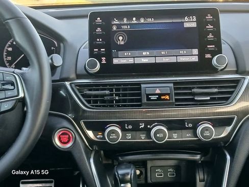 Used 2022 Honda Accord Sport image 25