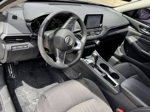 Used 2020 Nissan Altima 2.5 S FWD image 15