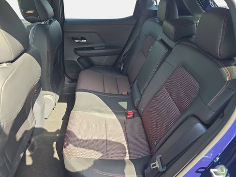New 2026 Nissan Kicks SR w/ SR Premium Package FWD image 13