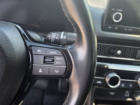 Used 2022 Honda Civic EX image 17