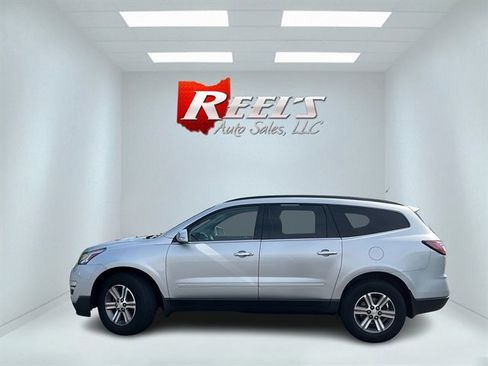 Used 2017 Chevrolet Traverse LT AWD/4WD image 12