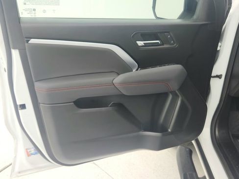 Certified 2024 Chevrolet Colorado Z71 w/ Z71 Convenience Package 2 image 23