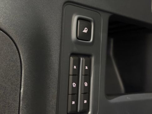 New 2027 Lincoln Navigator L Premier AWD/4WD image 11