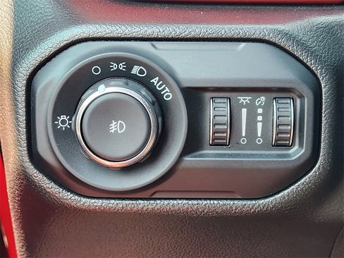 Used 2022 Jeep Wrangler Unlimited Rubicon w/ LED Lighting Group image 22