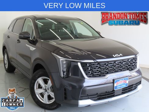 Used 2026 Kia Sorento LX image 1