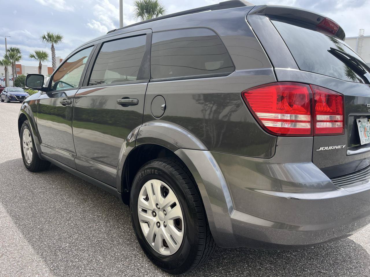 Used 2016 Dodge Journey SE w/ Flexible Seating Group FWD image 5