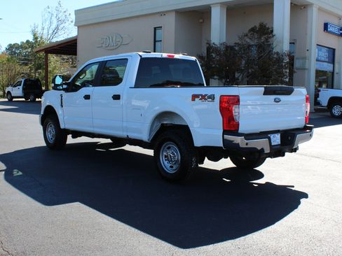 Used 2022 Ford F250 XL w/ Power Equipment Group image 11
