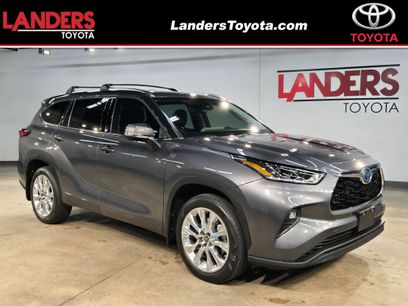 Used 2023 Toyota Highlander Limited