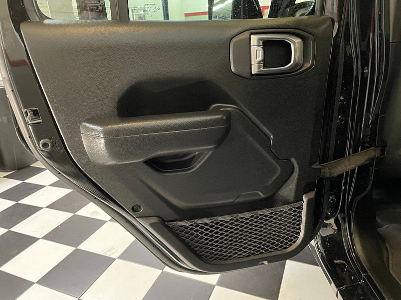 Used 2025 Jeep Wrangler Unlimited Sport AWD/4WD image 23