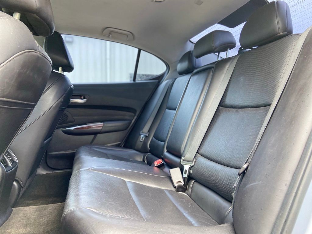 Used 2016 Acura TLX w/ Technology Package FWD image 22