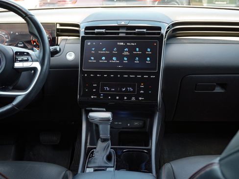 Used 2022 Hyundai Santa Cruz Limited AWD/4WD image 27