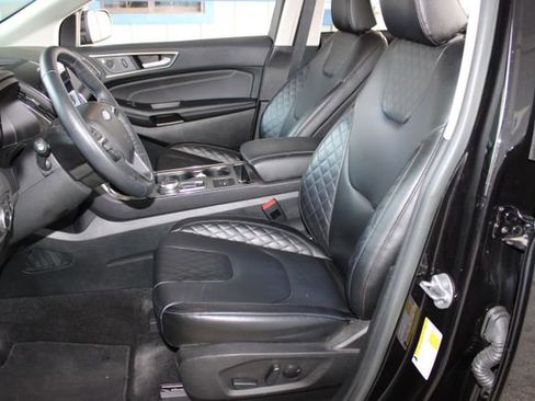 Used 2024 Ford Edge Titanium AWD/4WD image 18