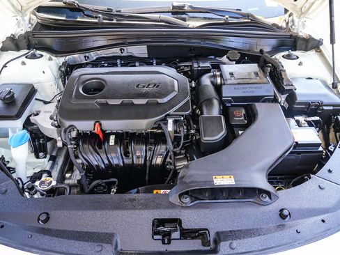 Used 2018 Kia Optima LX FWD image 26