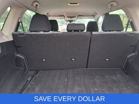 Used 2023 Nissan Rogue SV FWD image 17