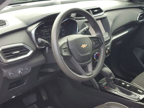 Used 2022 Chevrolet TrailBlazer LT AWD/4WD image 8