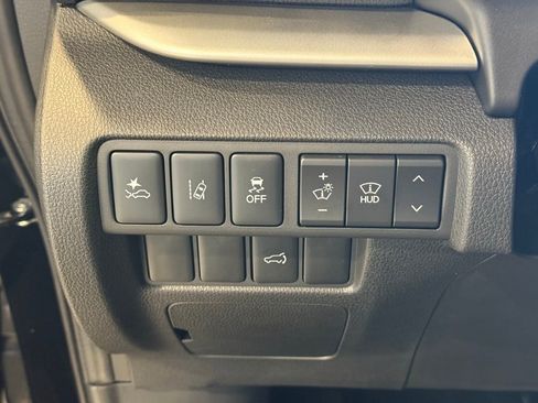 New 2026 Mitsubishi Eclipse Cross SEL AWD/4WD image 9