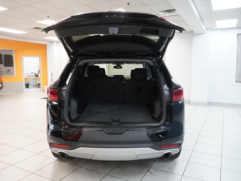 Used 2024 Chevrolet Blazer LT w/ Convenience Package FWD image 9