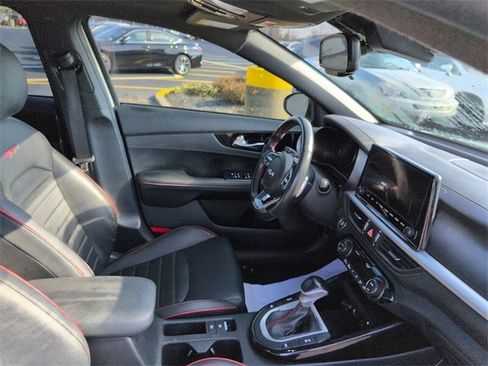 Used 2024 Kia Forte GT w/ GT2 Package image 10