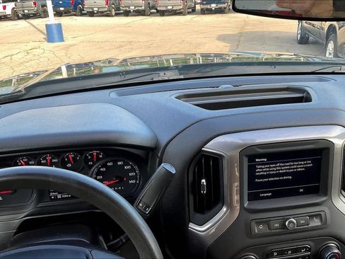 Used 2021 Chevrolet Silverado 1500 Custom Trail Boss AWD/4WD image 12