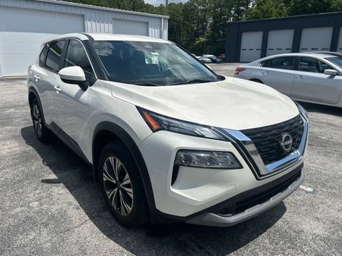 Used 2023 Nissan Rogue SV FWD image 11