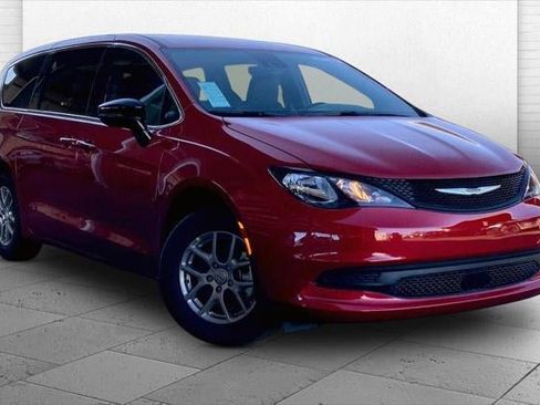 New 2026 Chrysler Voyager LX image 29