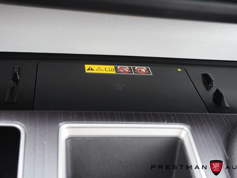 Used 2025 Toyota Sienna XLE AWD/4WD image 34