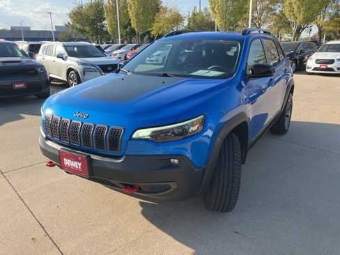 Certified 2022 Jeep Cherokee Trailhawk image 3
