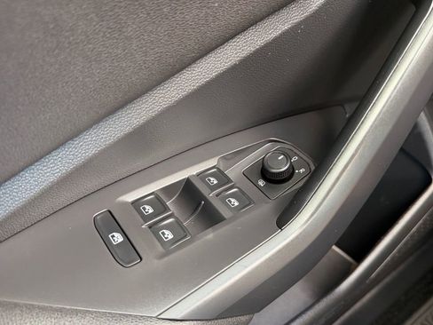 Used 2019 Volkswagen Jetta R-Line FWD image 19