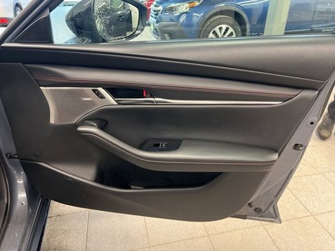 Used 2023 MAZDA MAZDA3 s image 14