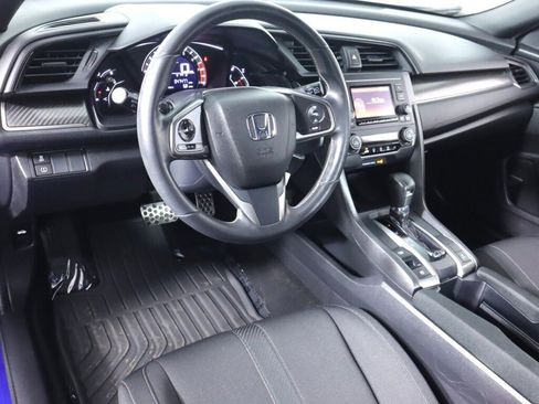 Used 2017 Honda Civic Sport image 9