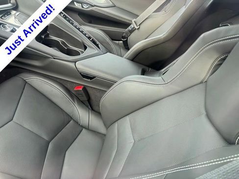 Used 2024 Chevrolet Corvette Stingray Preferred Cpe w/ 2LT RWD image 9