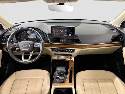 Used 2024 Audi Q5 2.0T Premium w/ Convenience Package AWD/4WD image 9