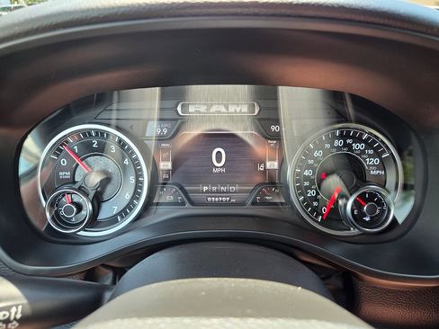 Certified 2022 RAM 1500 Big Horn RWD image 30
