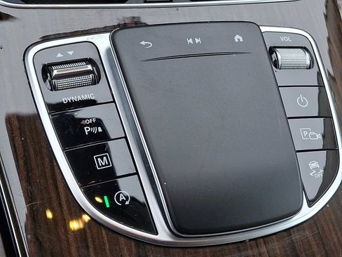 Certified 2022 Mercedes-Benz GLC 300 4MATIC image 20