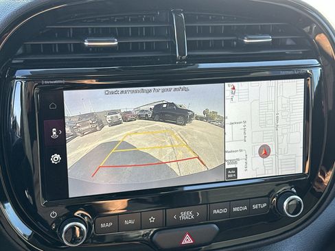 Certified 2022 Kia Soul Turbo FWD image 22
