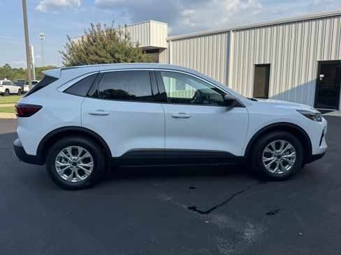 Used 2024 Ford Escape Active FWD image 4